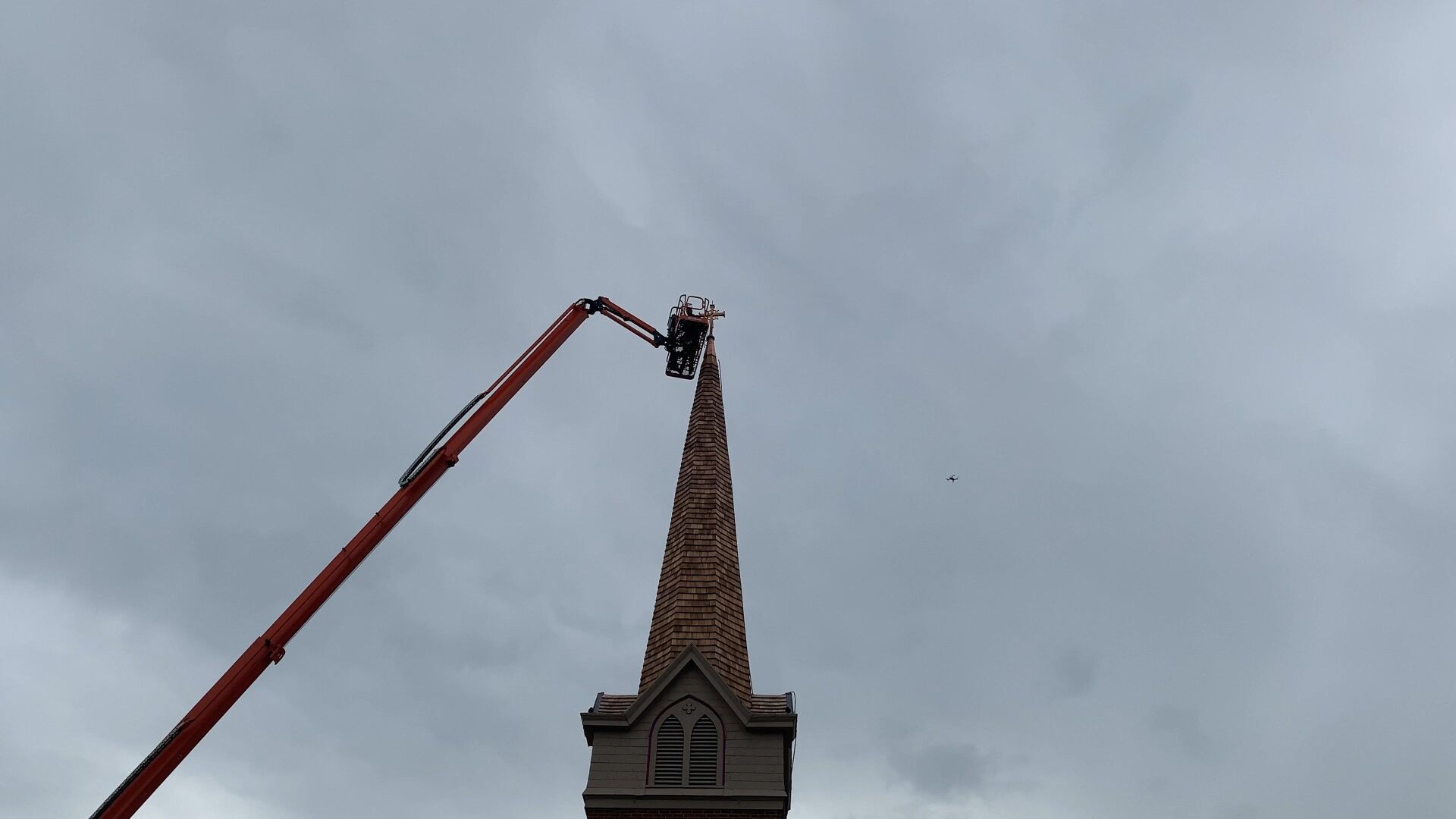 New Steeple Cross Installed at St. Peter's Episcopal Church